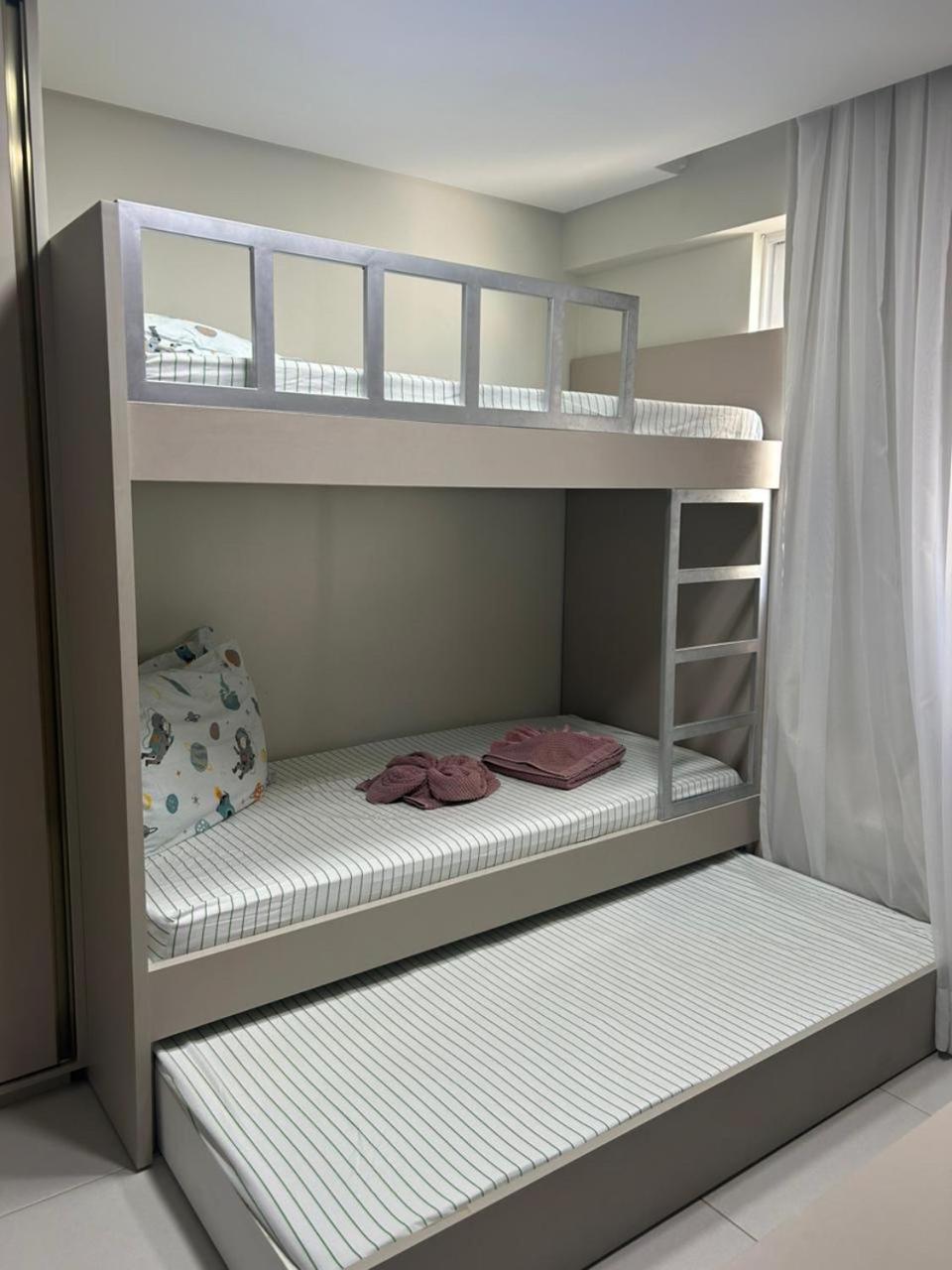 Beira Mar Apartment *